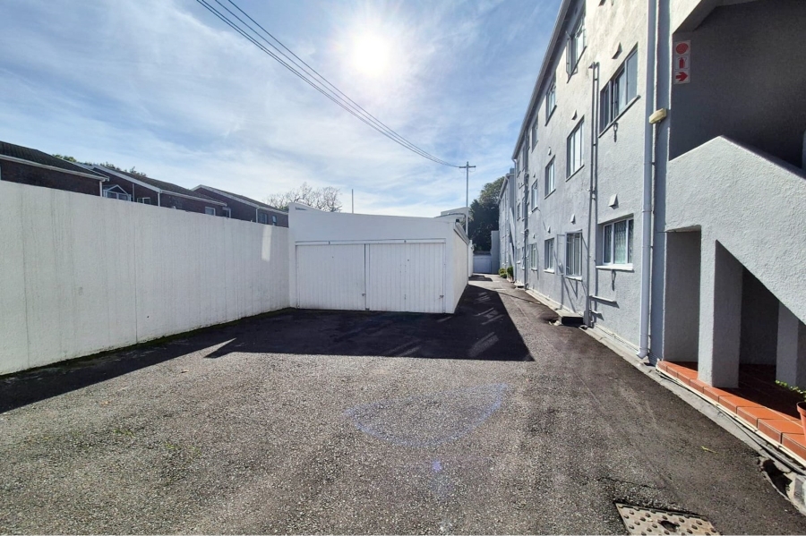 2 Bedroom Property for Sale in Newlands Western Cape